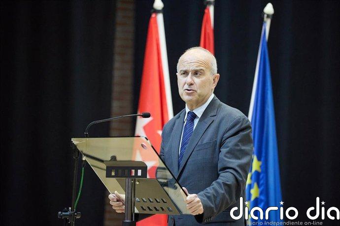 La UNED aumenta su oferta con el Grado en IA y trabaja para implantar Comunicación "en el horizonte más cercano"