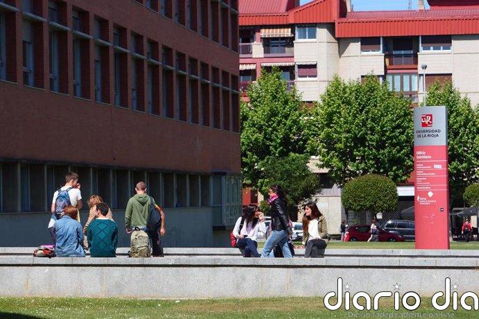 La UR manifiesta que su papel en la PAU "se basa en el rigor, la autonomía y el compromiso con el estudiantado"