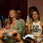 Las cejas de Ester Expósito, las más favorecedoras (y trabajadas) de La Casita de Bad Bunny