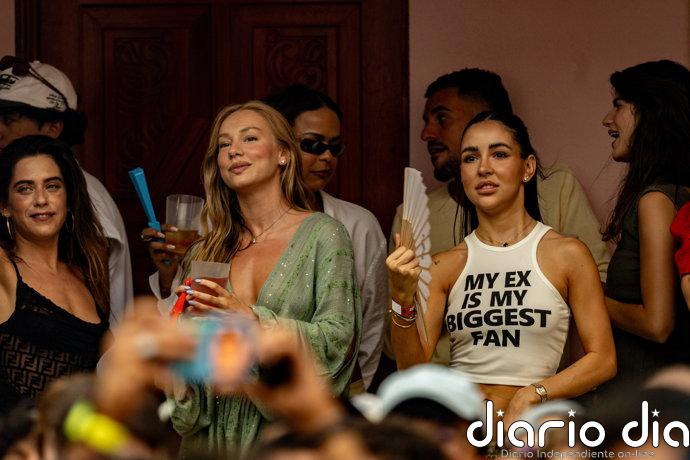 Las cejas de Ester Expósito, las más favorecedoras (y trabajadas) de La Casita de Bad Bunny