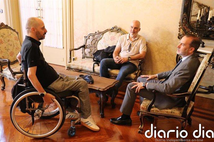 Le Senne recibe al presidente de Impulsa Igualdad, Alessandro Marinelli