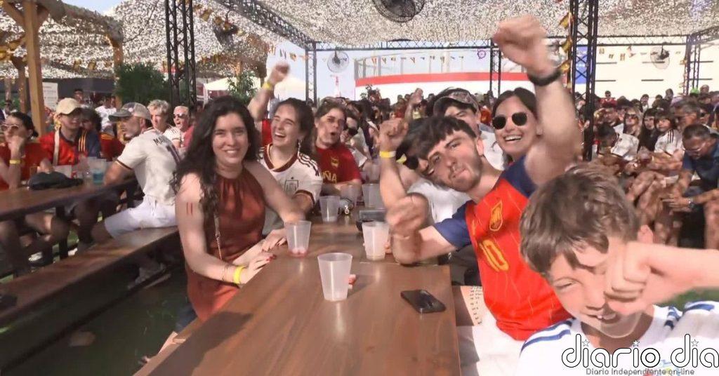 Los aficionados españoles vibran con los goles de la selección contra Arabia