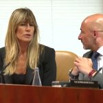 Los socialistas se rearman con el auto del juez Peinado para pasar de la estupefacción por la corrupción a la indignación