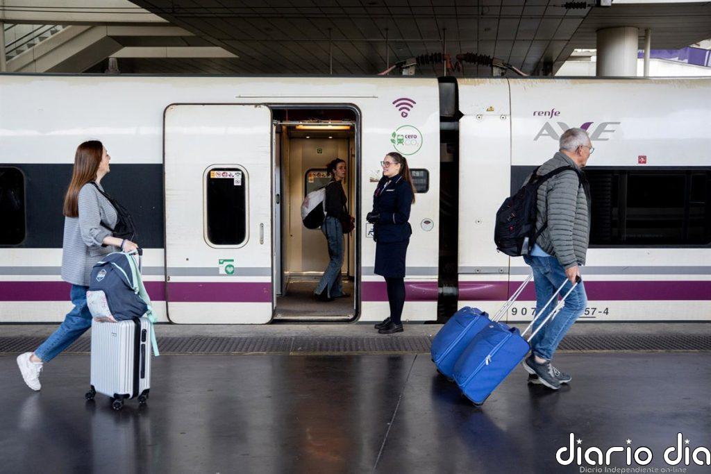 Los usuarios del tren de alta velocidad se desploman un 15% en abril y un 19,6% en los cuatro primeros meses