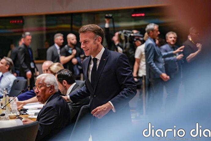 Macron rechaza destinar fondos UE a centros de deportación: No son ni eficaces ni encajan con los valores europeos