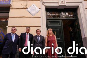 Madrid recuerda la "capacidad de concordia" de la periodista Paloma Gómez Borrero con una placa en su domicilio