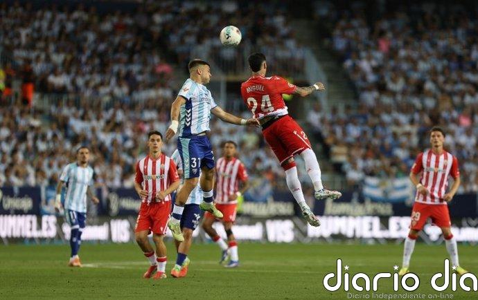 Málaga y Almería se anulan en La Rosaleda