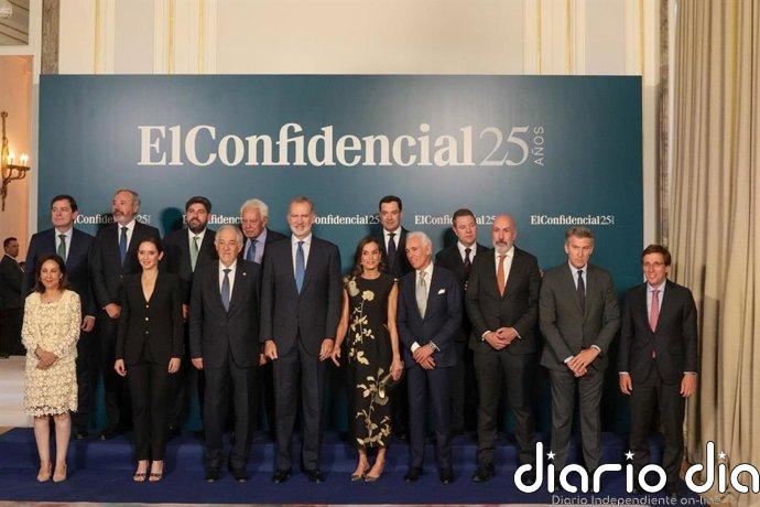 Mañueco reivindica el periodismo "libre" y "riguroso" en el acto '25 años de influencia' del diario 'El Confidencial'