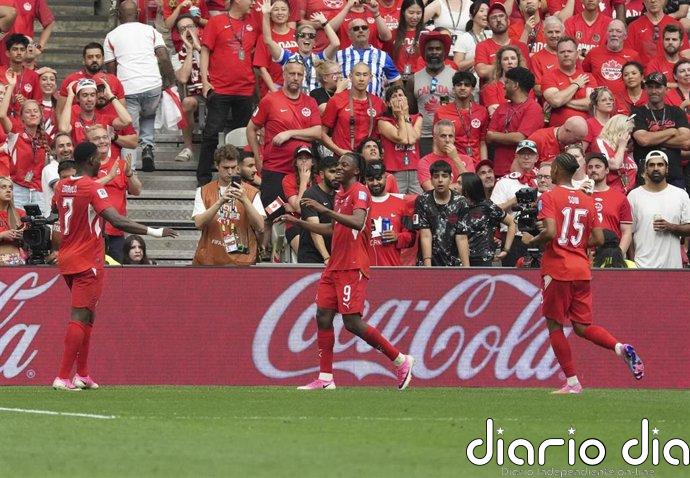 Manzambi hace primera a Suiza ante Canadá