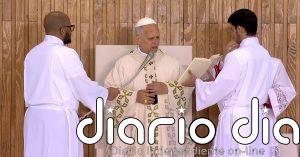 Más de un millón de personas se congregan en Cibeles para la misa del papa