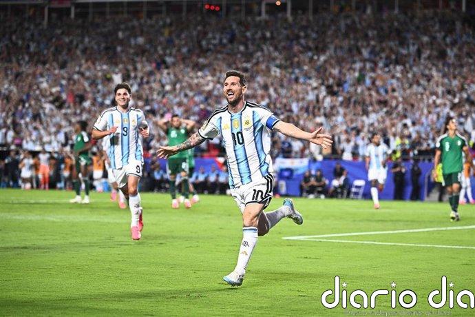 Messi hace historia en la goleada de Argentina a Argelia