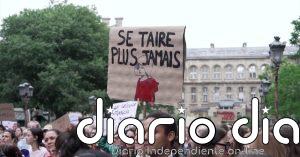 Miles de personas protestan en París por la muerte de una niña de 11 años a manos del padre de una amiga