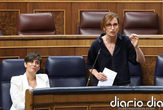 Mónica García dice que la izquierda está "escandalizada" con Zapatero y exige explicaciones claras sobre sus joyas