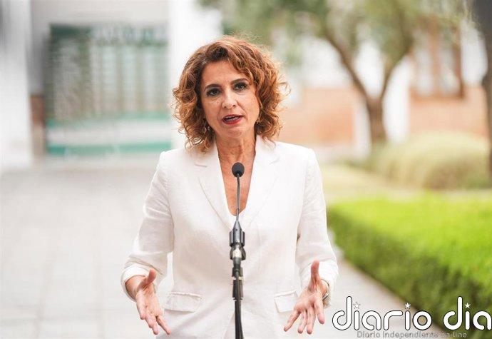 Montero defiende ayudas por la crisis de Oriente Próximo y pide a la derecha que elija entre "el apoyo o el bloqueo"