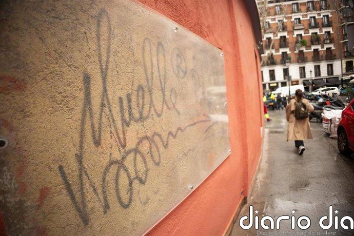 Muelle vive 31 años después de su muerte entre 'flecheros' y 'tags': concursos, un BIC que no fue y un grafiti enmarcado