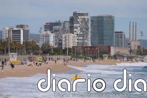 Muere ahogado un hombre en la playa de Sant Miquel de Barcelona