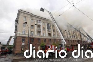 Mueren cinco personas en nuevos ataques de Rusia contra la ciudad ucraniana de Dnipró