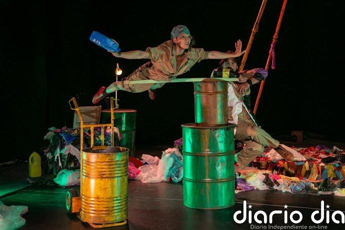 Nueve propuestas de la Red Andaluza de Teatros Públicos recorrerán distintos municipios hispalenses en julio