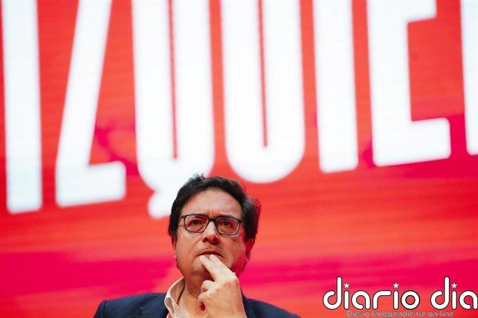 Óscar López reprocha a Ayuso "allanarse" a Quirón mientras su novio pasaba "de profesional normal" a dar "un pelotazo"