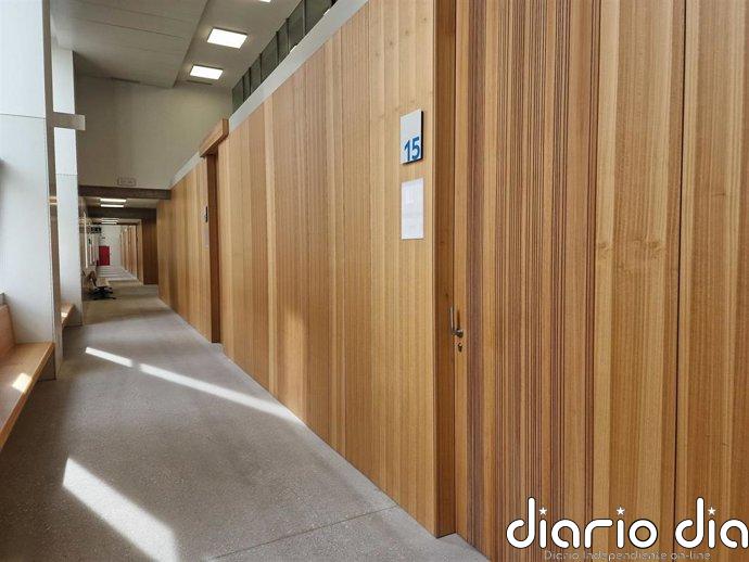 Piden un año de prisión para dos jóvenes por golpear y escupir a una persona que dormía en la calle en Vigo