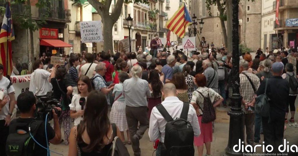 Protestas en Barcelona por la visita del papa