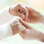 Psrkinson en mujeres: más placas tipo Alzheimer en el cerebro, pero sin más demencia que en los hombres