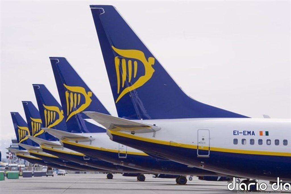 Reino Unido investiga a Ryanair por cobrar a los padres al sentarse con hijos y la aerolínea lo niega