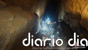 Rescatado el espeleólogo herido al caer siete metros cuando hacía rappel en la cueva de Valporquero, en León