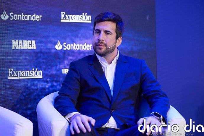 Riquelme refuerza su posición como principal accionista de Cox y eleva su participación al 62%