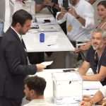 Riquelme vota en Valdebebas en unas elecciones históricas del Real Madrid