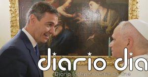 Sánchez regala al papa un bonsái de olivo como símbolo de la paz