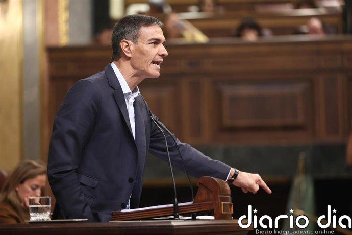 Sánchez se lanza contra Feijóo y dice que con él en Moncloa la corrupción "volvería a brotar con más fuerza"