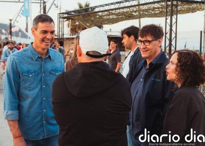 Sánchez viajó por sorpresa este sábado a Barcelona y asistió al Primavera Sound
