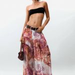 Sara Carbonero rescata el espíritu bohemio con el pantalón que arrasa este verano