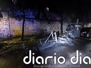 Seis jóvenes detenidos, cuatro de ellos menores, acusados de la quema de contenedores en Jaén capital