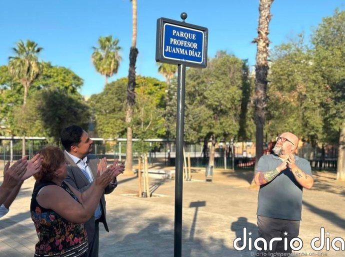 Sevilla homenajea a Juanma Díaz con un parque infantil en Sevilla Este