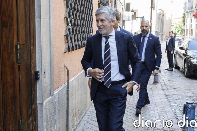 Sumar y ERC piden explicaciones a Marlaska por la "brutalidad policial" en la protesta de docentes en Valencia