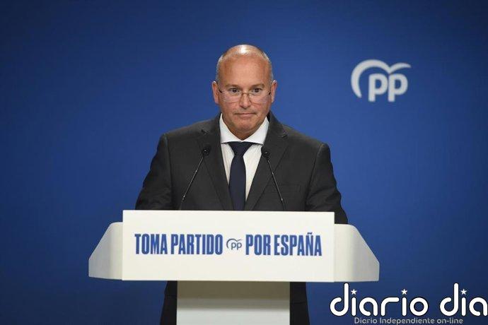 Tellado ve "imposible creer que Sánchez no estaba al corriente" y le espeta: "Salga de La Moncloa con las manos en alto"
