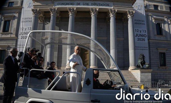 Tercer día del Papa en España: critica en el Congreso la descalificación y pide actuar ante la "plaga" de abusos