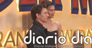 Tom Holland y Zendaya alborotan la capital durante la promoción de "Spider-Man: Un nuevo día"