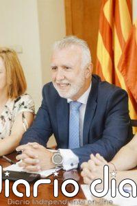 Torres habla de "éxito" del proceso de reubicación de menores migrantes desde Canarias: "PP y Vox no han ayudado nada"