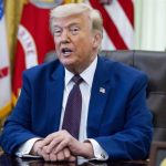Trump celebra los "avances" para poner fin a la escalada en Líbano tras hablar con Hezbolá