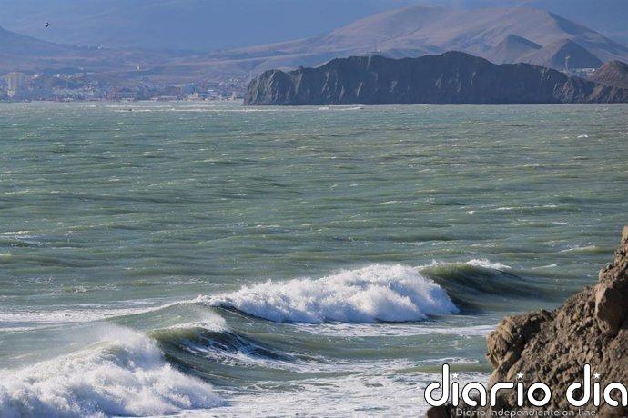 Ucrania acusa a Rusia de atacar dos buques en el mar Negro, con al menos un muerto y cinco heridos