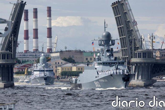 Ucrania lanza un ataque masivo contra la flota báltica de Rusia en San Petersburgo