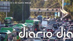 Un autobús averiado en la A-6 complica el acceso a Madrid y obliga a la UCM a tomar medidas por la PAU