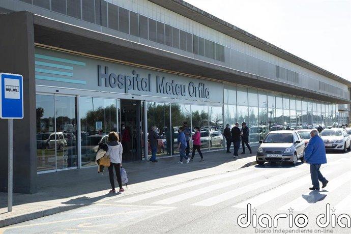 Un choque frontal entre dos coches deja tres heridos en Maó