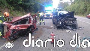 Un fallecido y dos heridos en una colisión de dos vehículos en Avilés