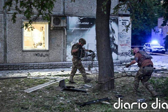 Un grupo paramilitar ucraniano ataca infrestructura ferrovaria clave rusa en Donetsk y Lugansk