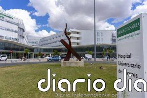 Un hombre de 54 años resulta herido grave en una salida de vía con vuelco en la A-58 cerca de Cáceres