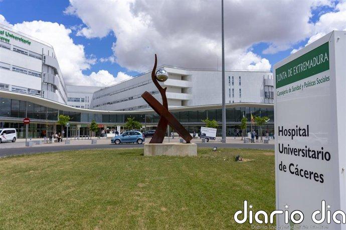 Un hombre de 54 años resulta herido grave en una salida de vía con vuelco en la A-58 cerca de Cáceres